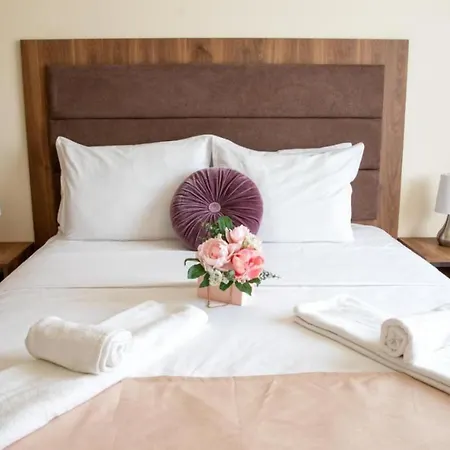 Vida - Prime Location *